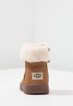 Ugg Jorie - Korte Laarzen - Chestnut 10 Ugg Jorie - Korte Laarzen - Chestnut -Ugg 0405d97bd5b147ae8743f6c9d99ff324