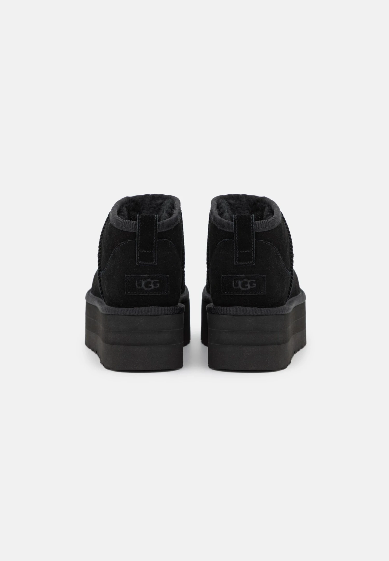 Ugg Classic Ultra Mini Platform - Enkellaarsjes Met Plateauzool - Black 6 Ugg Classic Ultra Mini Platform - Enkellaarsjes Met Plateauzool - Black - Afbeelding 6