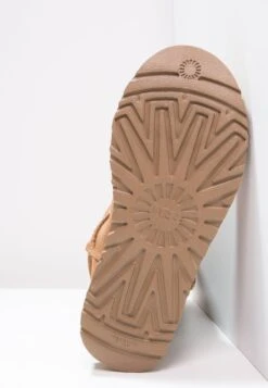 Ugg Bailey Bow - Korte Laarzen - Chestnut -Ugg 0b6a2300fe7047baaf0b63fcb01e6b42