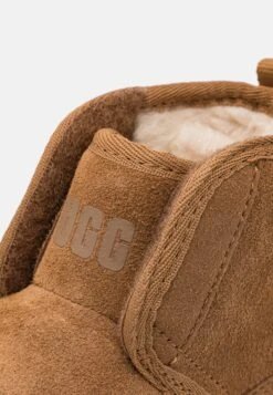 Ugg Accessible Neumel Ez-Fit Unisex - Korte Laarzen - Chestnut 11 Ugg Accessible Neumel Ez-Fit Unisex - Korte Laarzen - Chestnut -Ugg 0d9ca48353be40a4a13fe8b7f99f5a42