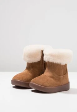 Ugg Jorie - Korte Laarzen - Chestnut 9 Ugg Jorie - Korte Laarzen - Chestnut -Ugg 10988d32dd7c46a68f3f26ea95c4b28b