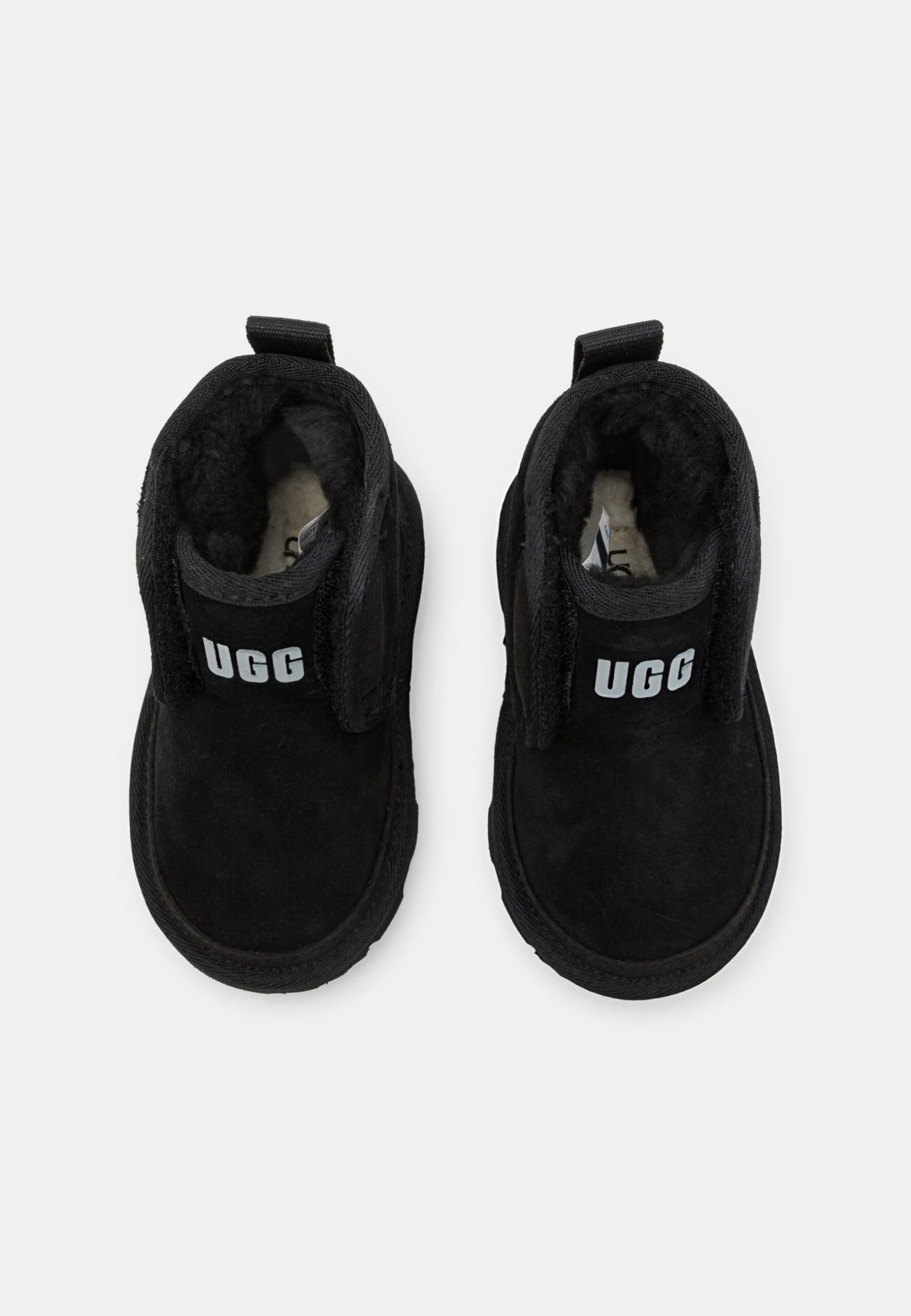 Ugg Accessible Neumel Ez-Fit Unisex - Korte Laarzen - Black 4 Ugg Accessible Neumel Ez-Fit Unisex - Korte Laarzen - Black - Afbeelding 4