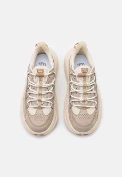 Ugg Remix - Sneakers Laag - Whitecap Grey/Silt 9 Ugg Remix - Sneakers Laag - Whitecap Grey/Silt -Ugg 1a2dc875970e48f7b600601649294895