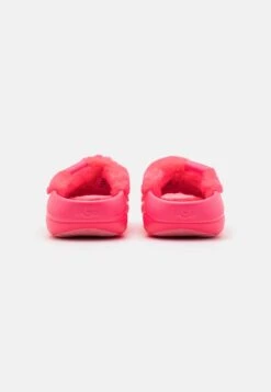 Ugg Foamo Slide - Pantoffels - Super Coral -Ugg 1adc94b00ae24fbfb95df5a81c36d408