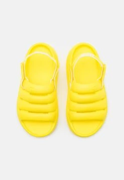 Ugg Sport Yeah Unisex - Sandalen - Sunny Yellow 9 Ugg Sport Yeah Unisex - Sandalen - Sunny Yellow -Ugg 2555affde67744a1a78f25c7af83210f