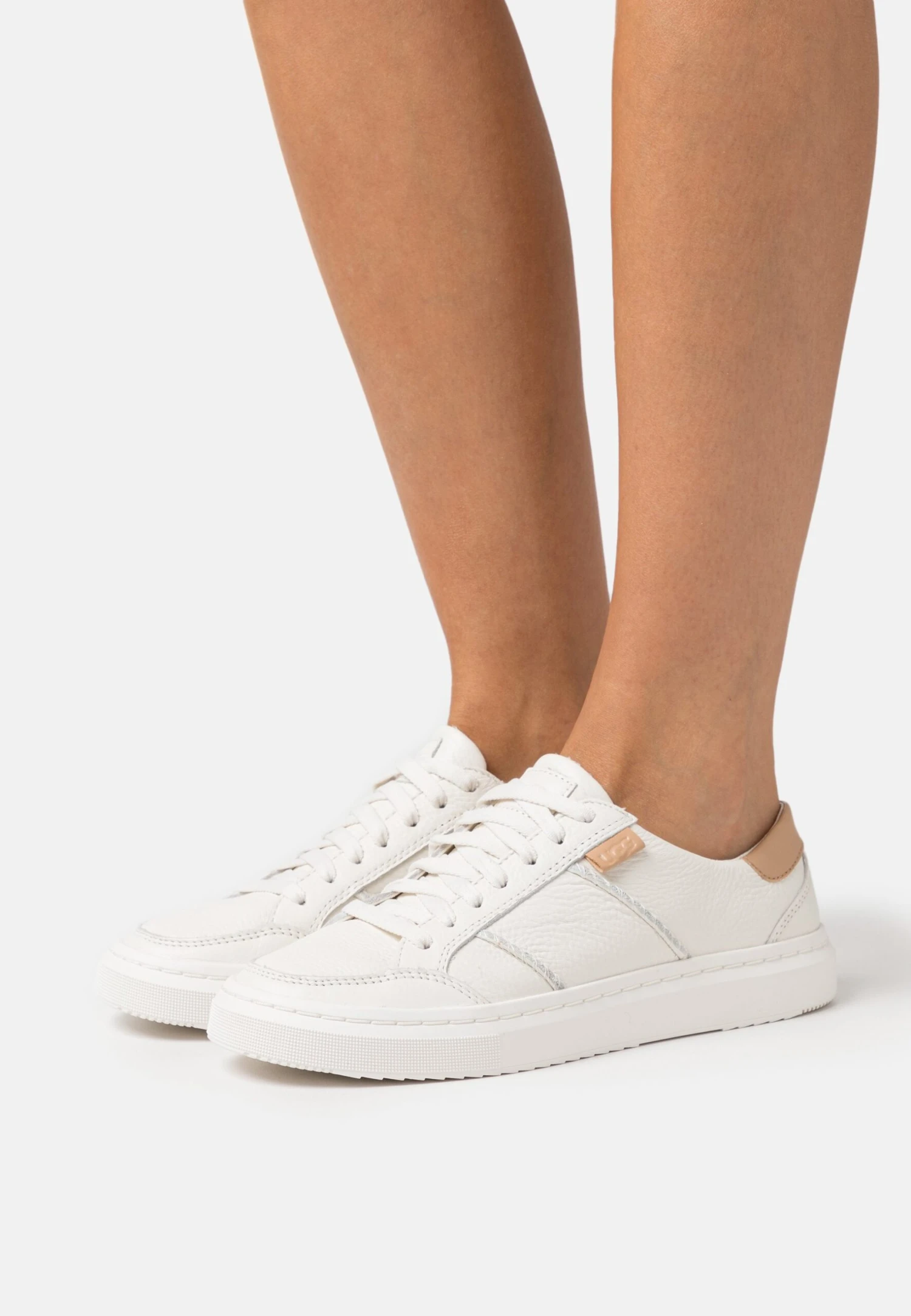 Ugg Alameda Lace - Sneakers Laag - Bright White 1 Ugg Alameda Lace - Sneakers Laag - Bright White