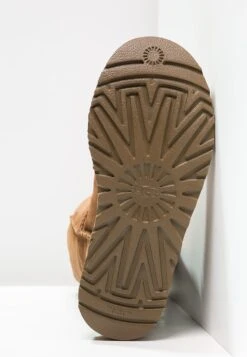 Ugg Classic Ii - Laarzen - Chestnut 12 Ugg Classic Ii - Laarzen - Chestnut -Ugg 353317067d1e4401ba69312899b598f0
