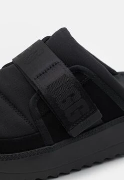 Ugg Maxxer Strap Slide - Muiltjes - Black 11 Ugg Maxxer Strap Slide - Muiltjes - Black -Ugg 3ef63f4bc3624391a5f09147cdc317d2