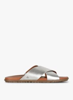 Ugg SOLIVAN CROSSBAND - Platte, Glanzende Leren Sandalen | Zilver