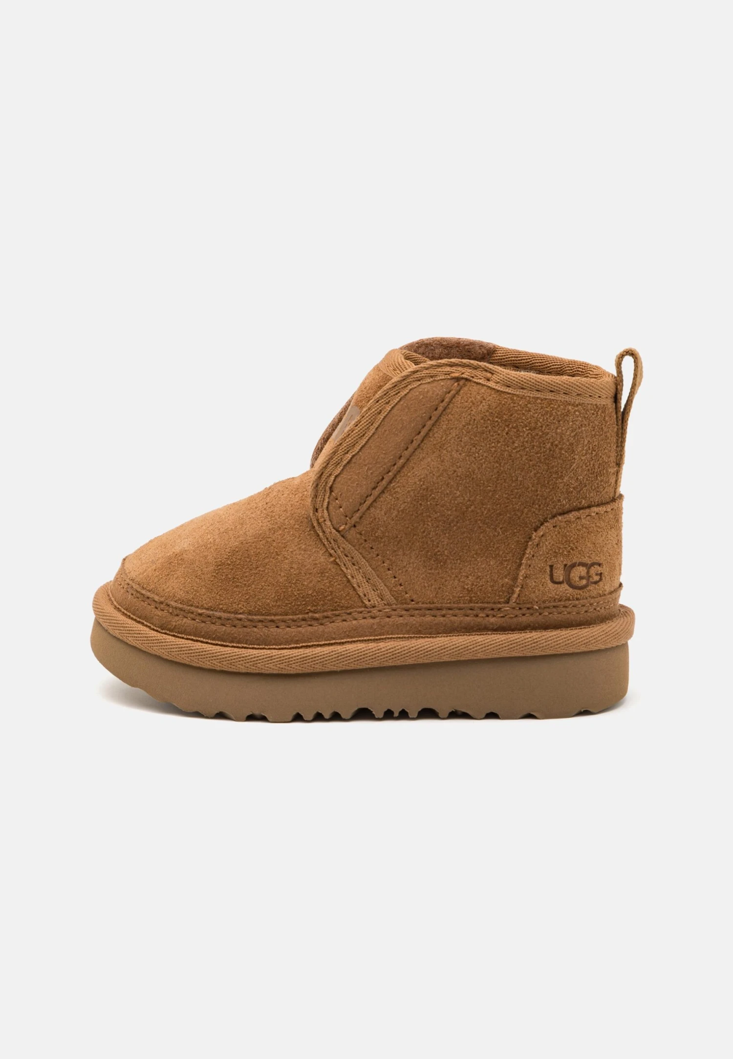 Ugg Accessible Neumel Ez-Fit Unisex - Korte Laarzen - Chestnut 1 Ugg Accessible Neumel Ez-Fit Unisex - Korte Laarzen - Chestnut