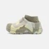 Ugg Tasman X Camopop - Instappers - Moss Green