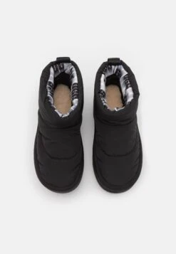 Ugg Classic Maxi Mini - Snowboots- Black 15 Ugg Classic Maxi Mini - Snowboots- Black -Ugg 516280d323804c92aeea27e70728bd15