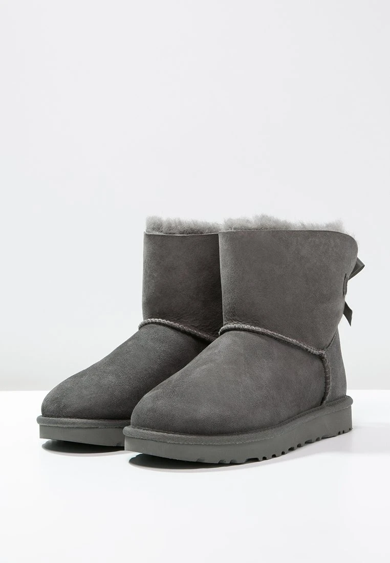 Ugg Mini Bailey Bow - Korte Laarzen - Grey 4 Ugg Mini Bailey Bow - Korte Laarzen - Grey - Afbeelding 4
