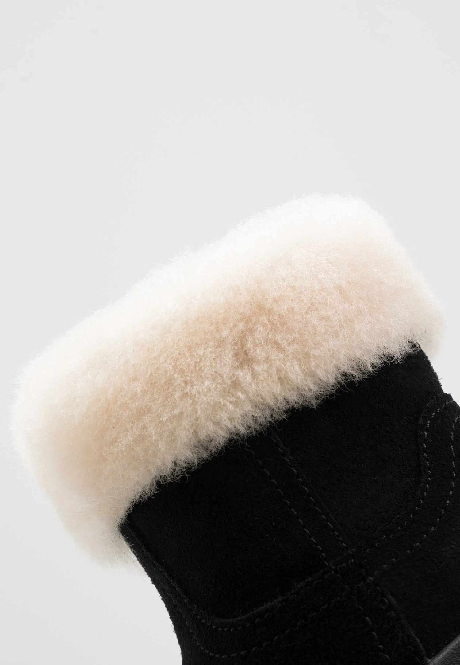 Ugg Jorie - Korte Laarzen - Black 3 Ugg Jorie - Korte Laarzen - Black - Afbeelding 3