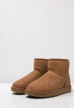 Ugg Classic Mini - Korte Laarzen - Chestnut -Ugg 6395ffc1931a44319186fc016b0dacbe