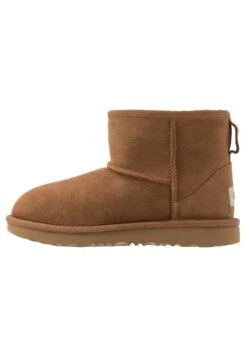 Ugg Classic Mini Ii Unisex - Korte Laarzen - Chestnut -Ugg 6fcd02df861041899d8806c7635138aa