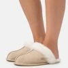 Ugg Scuffette - Pantoffels - Mustard Seed/Natural