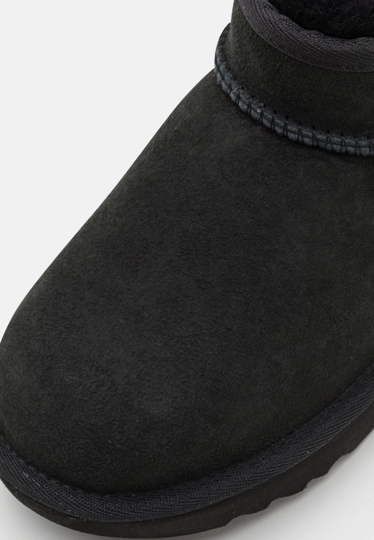 Ugg Classic Ultra Mini Unisex - Korte Laarzen - Black 9 Ugg Classic Ultra Mini Unisex - Korte Laarzen - Black - Afbeelding 9