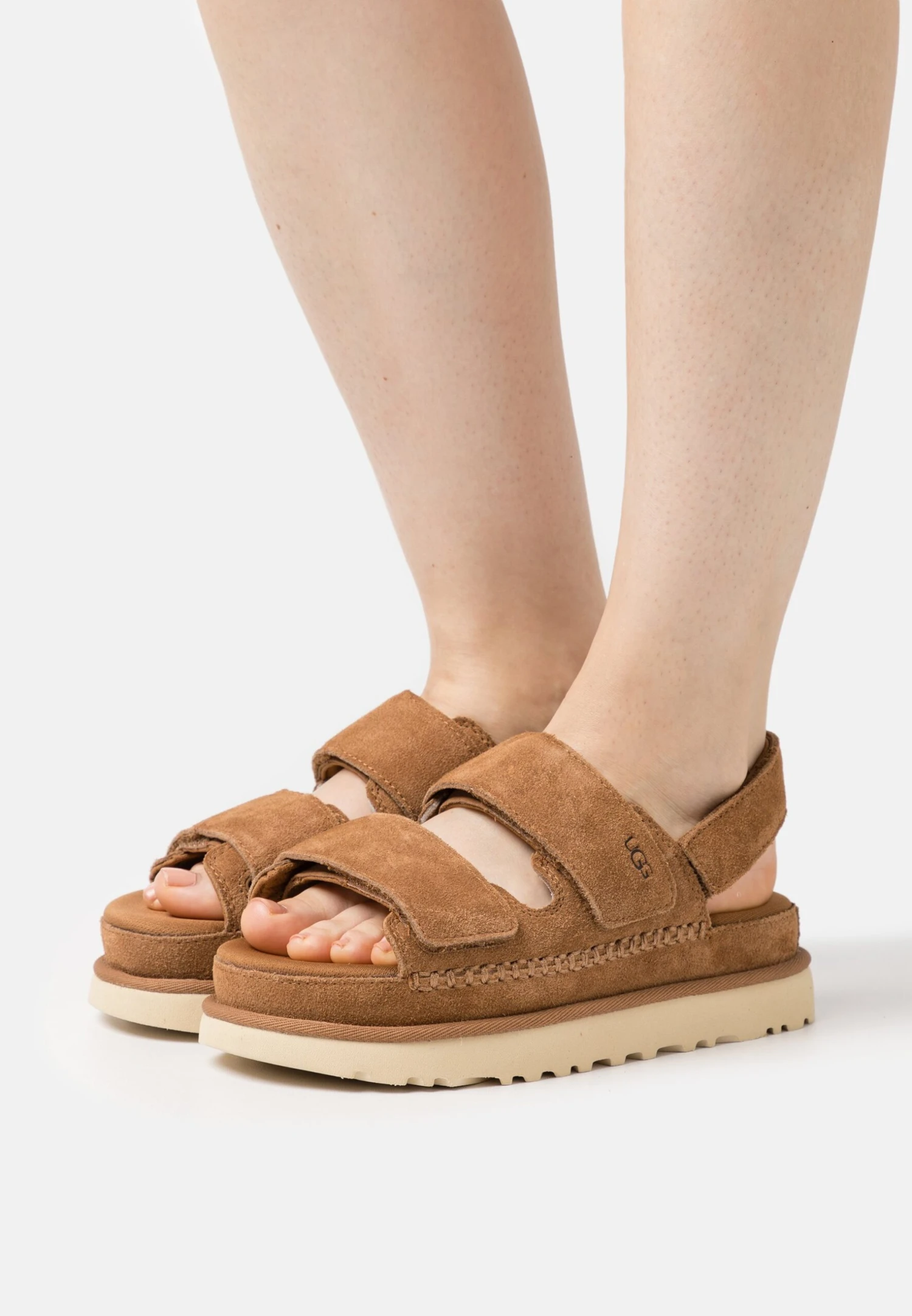 Ugg Goldenstar - Sandalen Met Plateauzool - Chestnut 1 Ugg Goldenstar - Sandalen Met Plateauzool - Chestnut