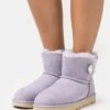Ugg Mini Bailey Button Bling - Korte Laarzen - June Gloom