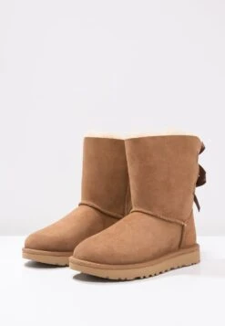 Ugg Bailey Bow - Korte Laarzen - Chestnut -Ugg 7fd6149eda374812aa4d8dcb6f088b41