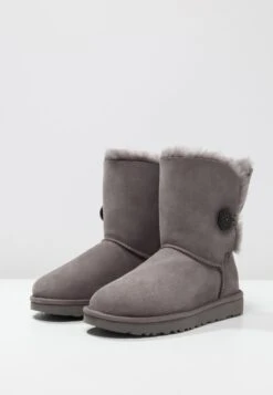 Ugg Bailey Button Ii - Korte Laarzen - Grey -Ugg 83adb0153a4244f797125b7309356c1e