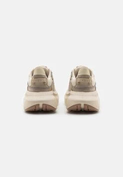 Ugg Remix - Sneakers Laag - Whitecap Grey/Silt 8 Ugg Remix - Sneakers Laag - Whitecap Grey/Silt -Ugg 8462eeaef6ff4889820be7cfde09b0b9