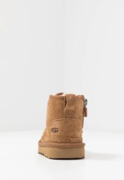 Ugg Neumel - Veterboots - Chestnut 10 Ugg Neumel - Veterboots - Chestnut -Ugg 8a125d046f4f407b856d9f98baad4ce3