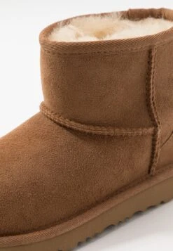 Ugg Classic Mini Ii Unisex - Korte Laarzen - Chestnut -Ugg 912fdbda14e94fed97e4d810669e0f67