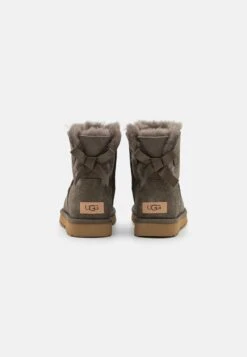 Ugg Mini Bailey Bow - Korte Laarzen - Slate 9 Ugg Mini Bailey Bow - Korte Laarzen - Slate -Ugg 97f157168b584b8ab94ca7b708998da6