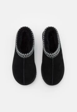 Ugg Tasman - Pantoffels - Black 15 Ugg Tasman - Pantoffels - Black -Ugg 9baa2b53119546879f18d9d77f007600