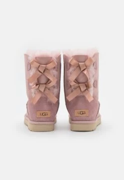Ugg Bailey Bow - Korte Laarzen - Rose Grey 9 Ugg Bailey Bow - Korte Laarzen - Rose Grey -Ugg 9c242b3c6b994e2da84b5c62e188470b