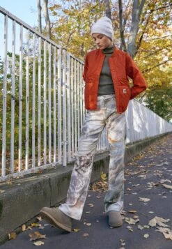 Nieuwe Producten 13 Ugg Korte Laarzen - Marrone