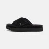 Ugg GoldenstarCross Slide - Muiltjes - Black