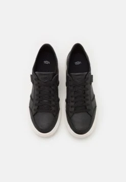 Ugg Alameda Lace - Sneakers Laag - Black 11 Ugg Alameda Lace - Sneakers Laag - Black -Ugg ae30eddd51b04360ac1d8a83c3238b8b