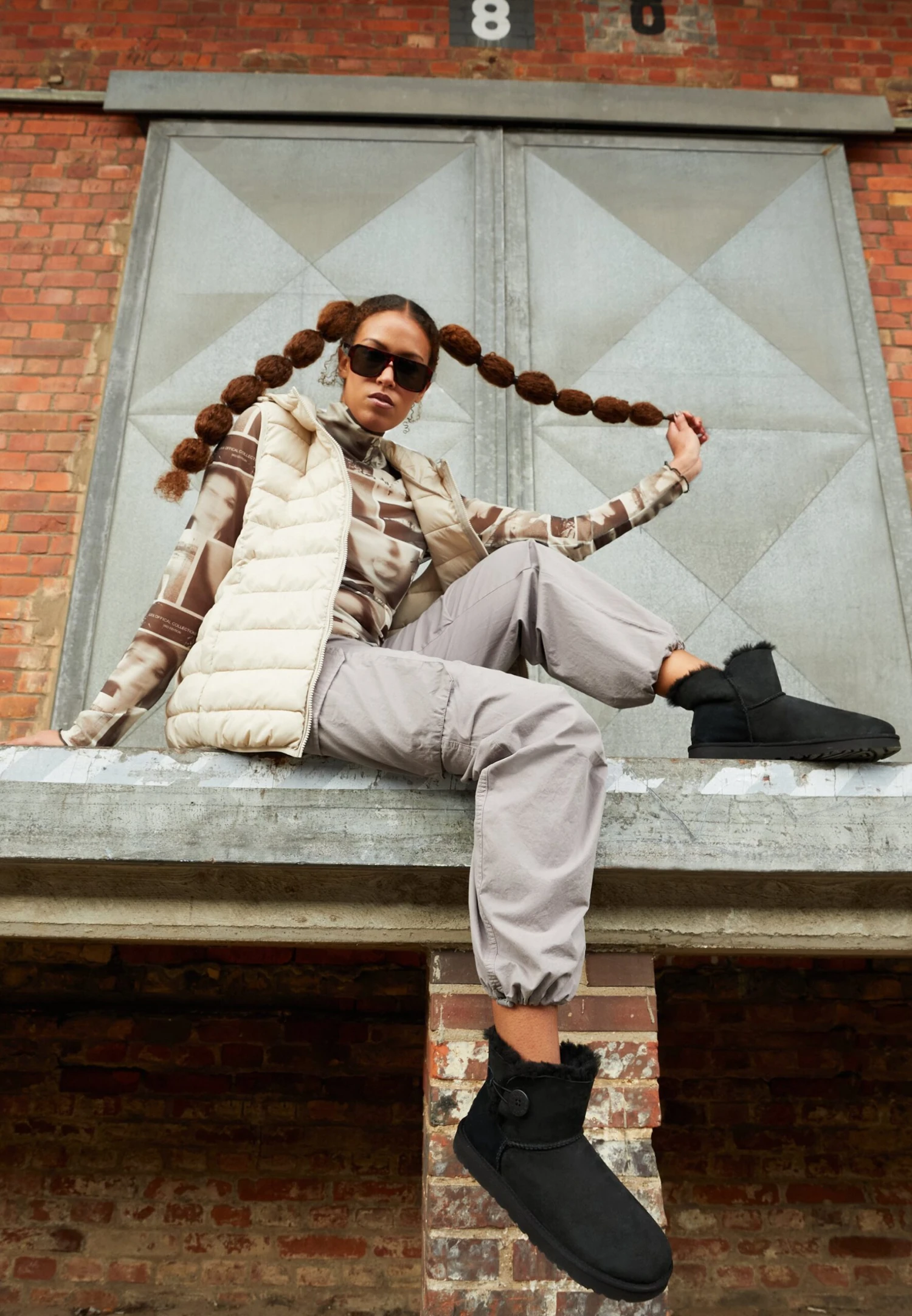 Ugg Mini Bailey Button - Korte Laarzen - Black 1 Ugg Mini Bailey Button - Korte Laarzen - Black