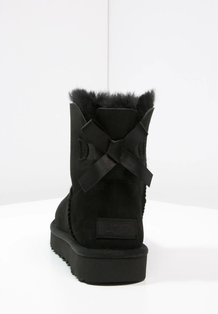 Ugg Mini Bailey Bow - Korte Laarzen - Black 5 Ugg Mini Bailey Bow - Korte Laarzen - Black - Afbeelding 5