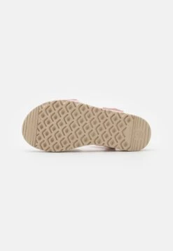 Ugg Goldenstar - Sandalen - Seashell Pink 10 Ugg Goldenstar - Sandalen - Seashell Pink -Ugg c15cf64ded0f48bf9968059e48f0b666
