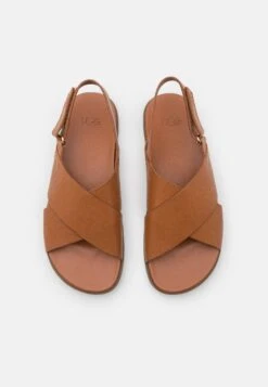 Ugg Solivan Slingback - Sandalen - Tan 11 Ugg Solivan Slingback - Sandalen - Tan -Ugg c5849007de0c4dffba75dbf81c473e3b