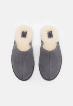Ugg Scuff - Pantoffels - Dark Grey 9 Ugg Scuff - Pantoffels - Dark Grey -Ugg ce78c201afe640b7b5293e21ca73e5f5