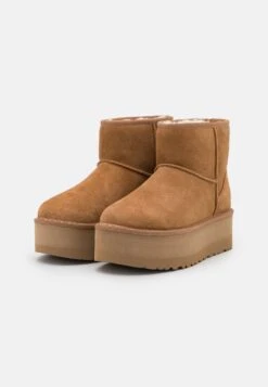 Ugg Classic Mini Platform - Enkellaarsjes Met Plateauzool - Chestnut 8 Ugg Classic Mini Platform - Enkellaarsjes Met Plateauzool - Chestnut -Ugg d4a497a2199d44d3b342505fc609886b
