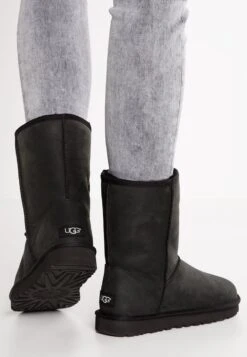 Ugg Classic- Snowboots- Black