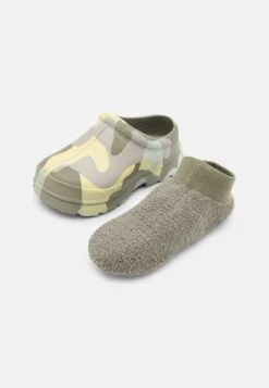 Ugg Tasman X Camopop - Instappers - Moss Green 13 Ugg Tasman X Camopop - Instappers - Moss Green -Ugg d8e3457957ef4ceca5928baf81e8a784