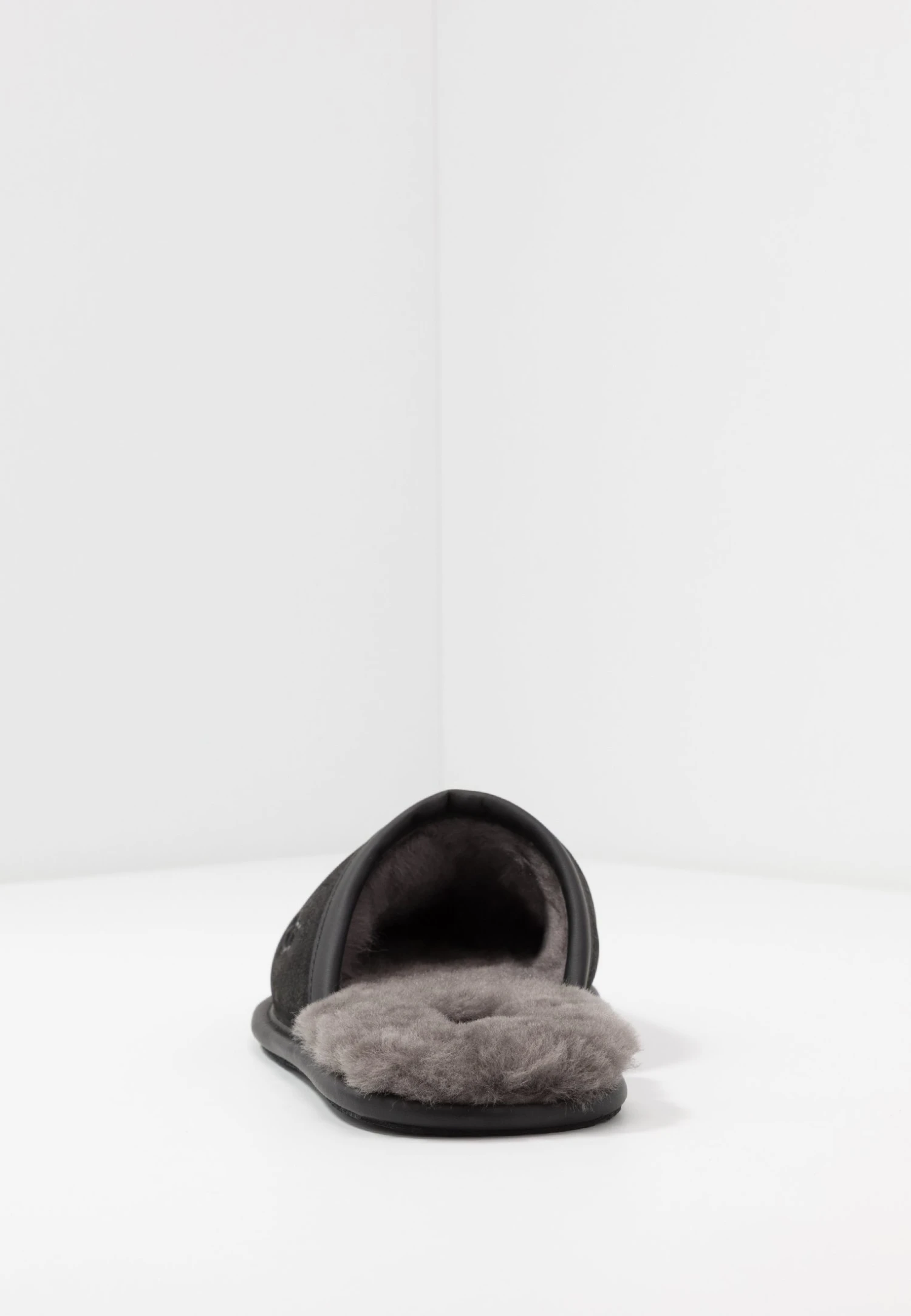 Ugg Scuff - Pantoffels - Black 4 Ugg Scuff - Pantoffels - Black - Afbeelding 4