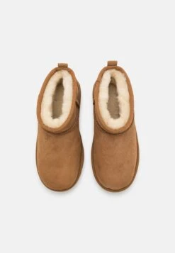 Ugg Classic Ultra Mini Unisex - Korte Laarzen - Chestnut 15 Ugg Classic Ultra Mini Unisex - Korte Laarzen - Chestnut -Ugg db7fedff414a40b381b57aac14f63167