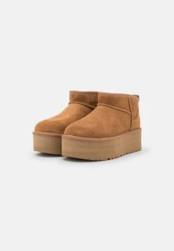 Ugg Classic Ultra Mini Platform - Enkellaarsjes Met Plateauzool - Chestnut 12 Ugg Classic Ultra Mini Platform - Enkellaarsjes Met Plateauzool - Chestnut -Ugg e2165f062e6d41d8b73e30af8dfb028e