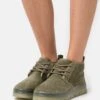 Ugg Neumel Clear - Korte Laarzen - Burnt Olive