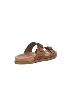 Ugg M Wainscott Buckle S - Muiltjes - Chestnut 9 Ugg M Wainscott Buckle S - Muiltjes - Chestnut -Ugg f7789459aaa5483aa39eaf34499e297c