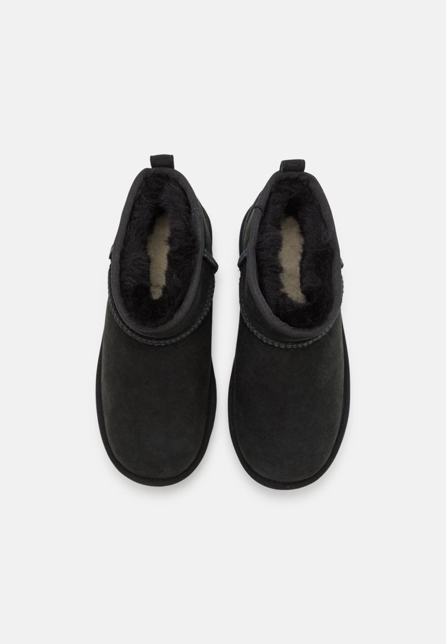 Ugg Classic Ultra Mini Unisex - Korte Laarzen - Black 7 Ugg Classic Ultra Mini Unisex - Korte Laarzen - Black - Afbeelding 7